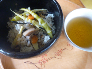 11-5-30takenokogohan.jpg
